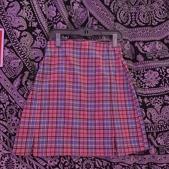 TRADED - Picture 2 of 2